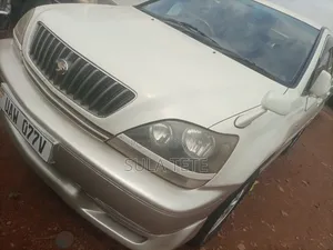 Toyota Harrier 3.0 V6 1999 Silver
