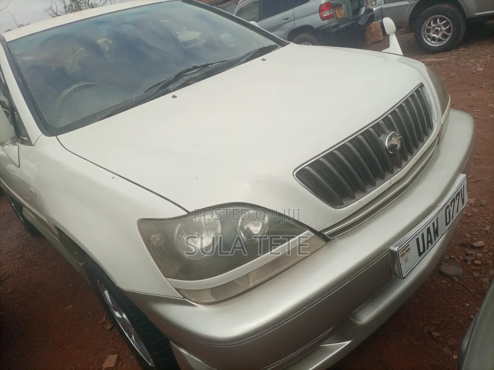 Toyota Harrier 3.0 V6 1999 Silver