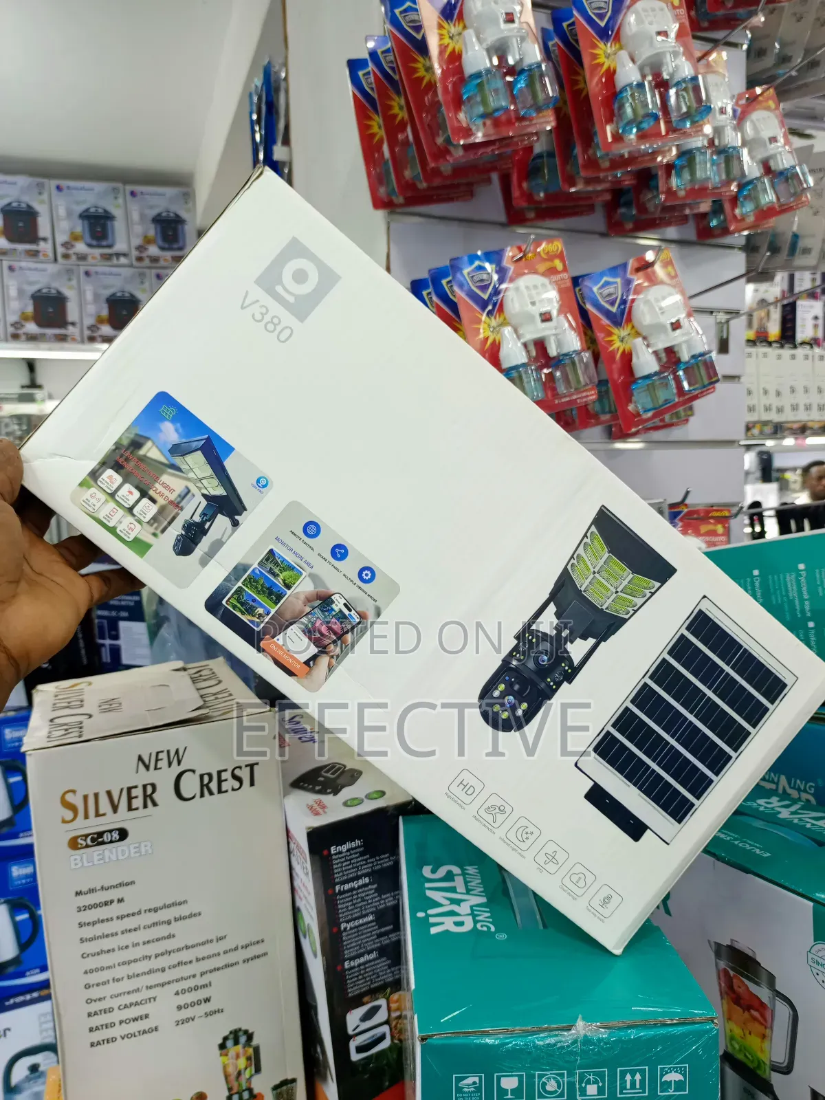 V380 Solar-Powered Street Light With a Built-in Security Camera.