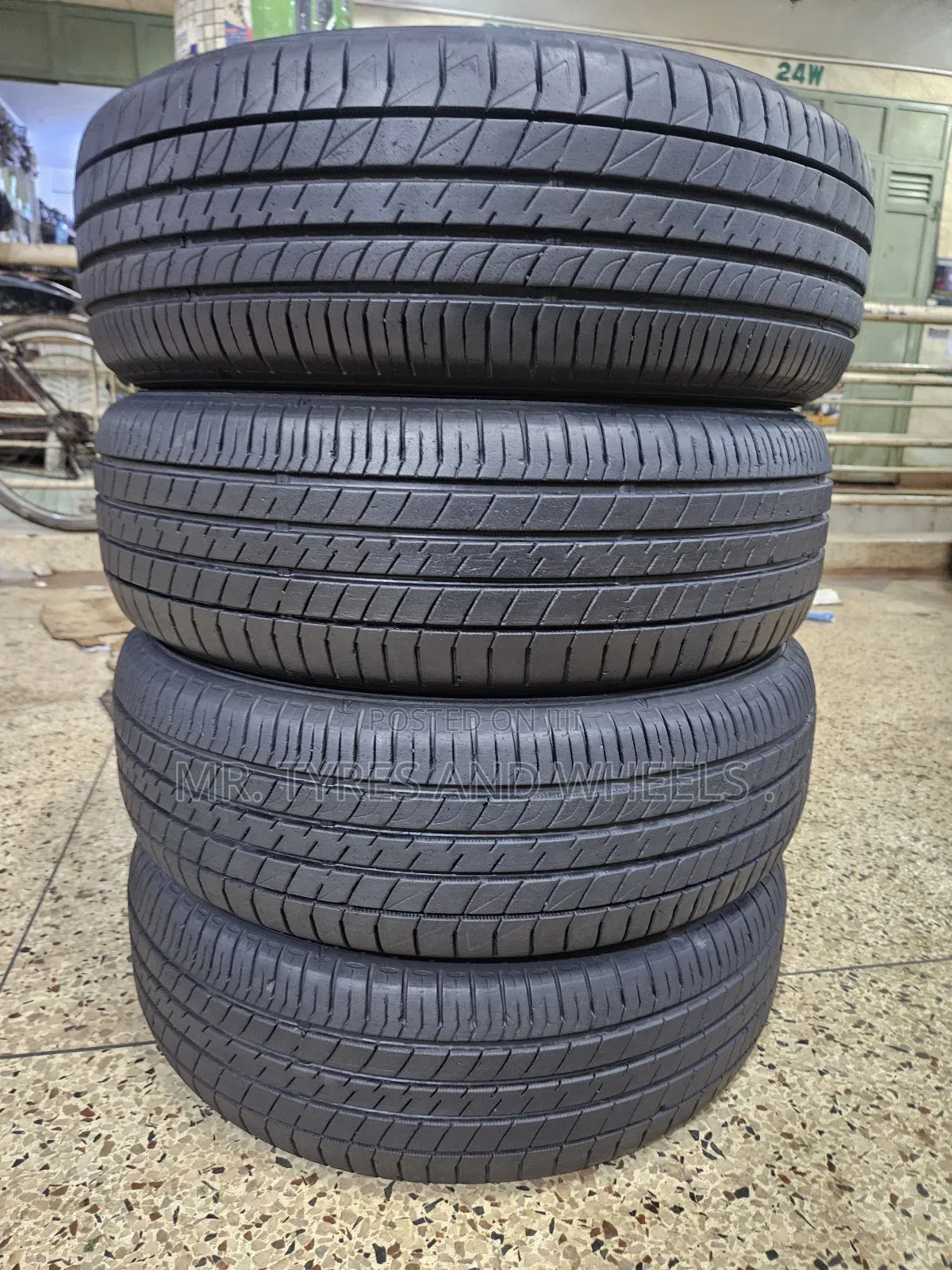 185 65 R15 Dunlop Imported Tires 4rm Japan the Best Tires Ever.