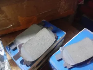 Brake Pads Harrier 2008 Rare