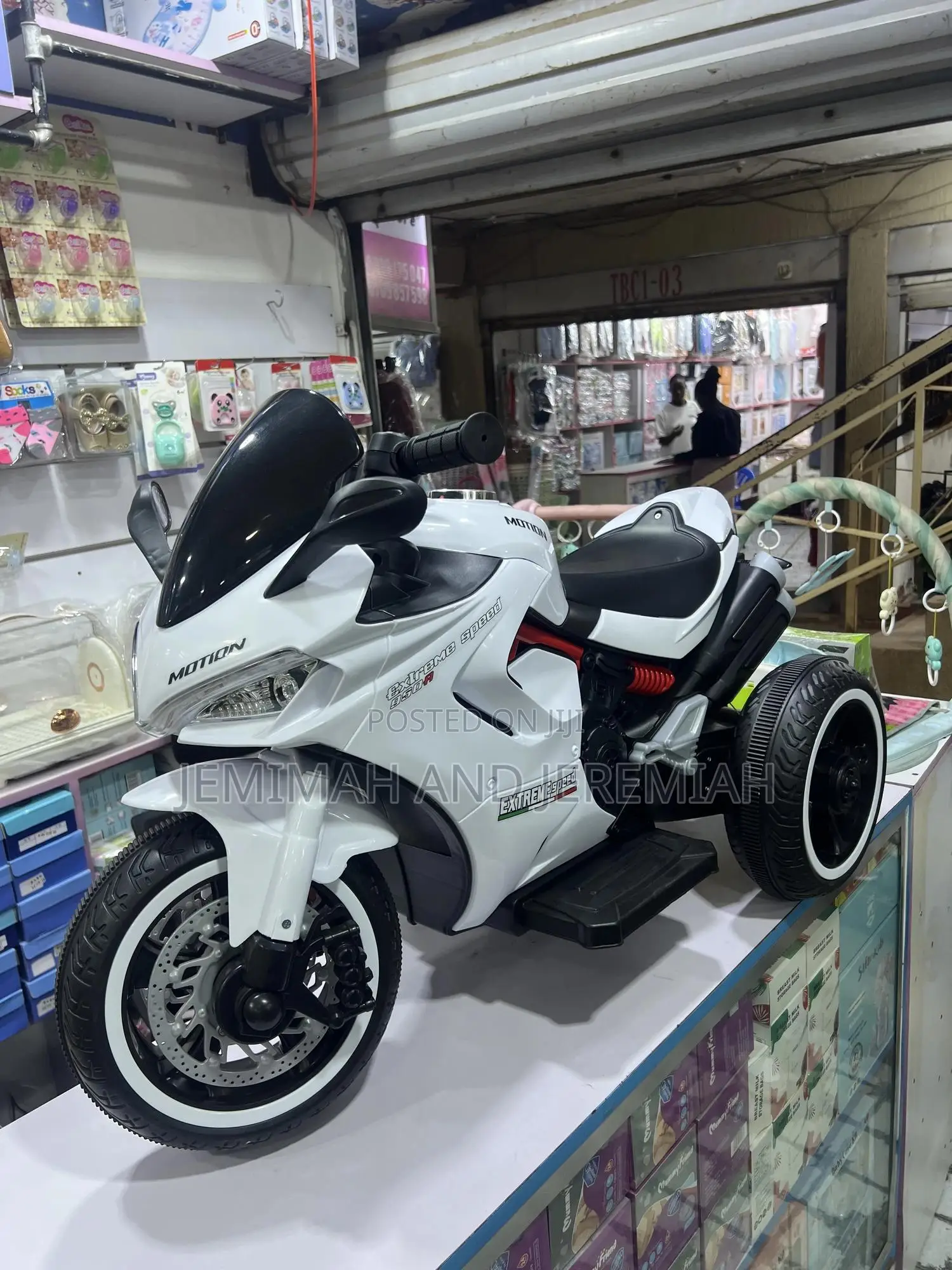 3-Wheel Electric Rechargeable Motor Bikes