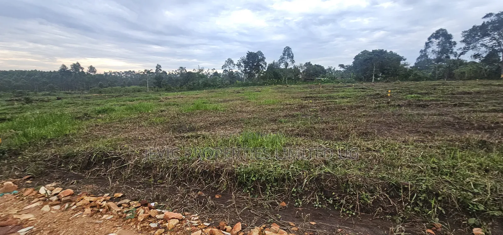 Quick Plots On Sale At Namayumba Along Hoima Road