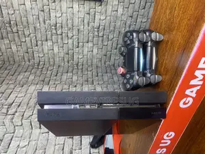 Gaming Console With Pads