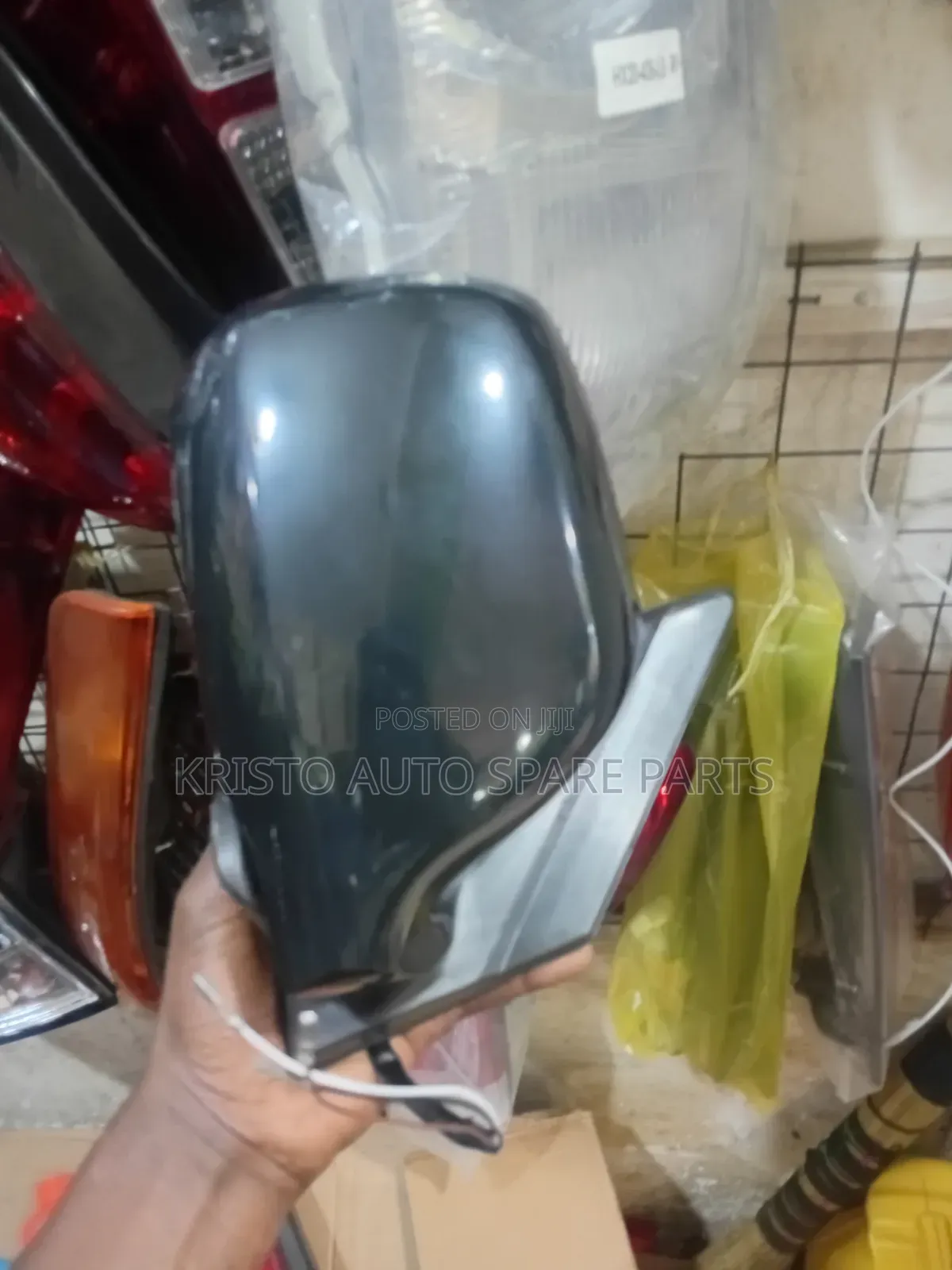 Side Mirrors Ipsum Old