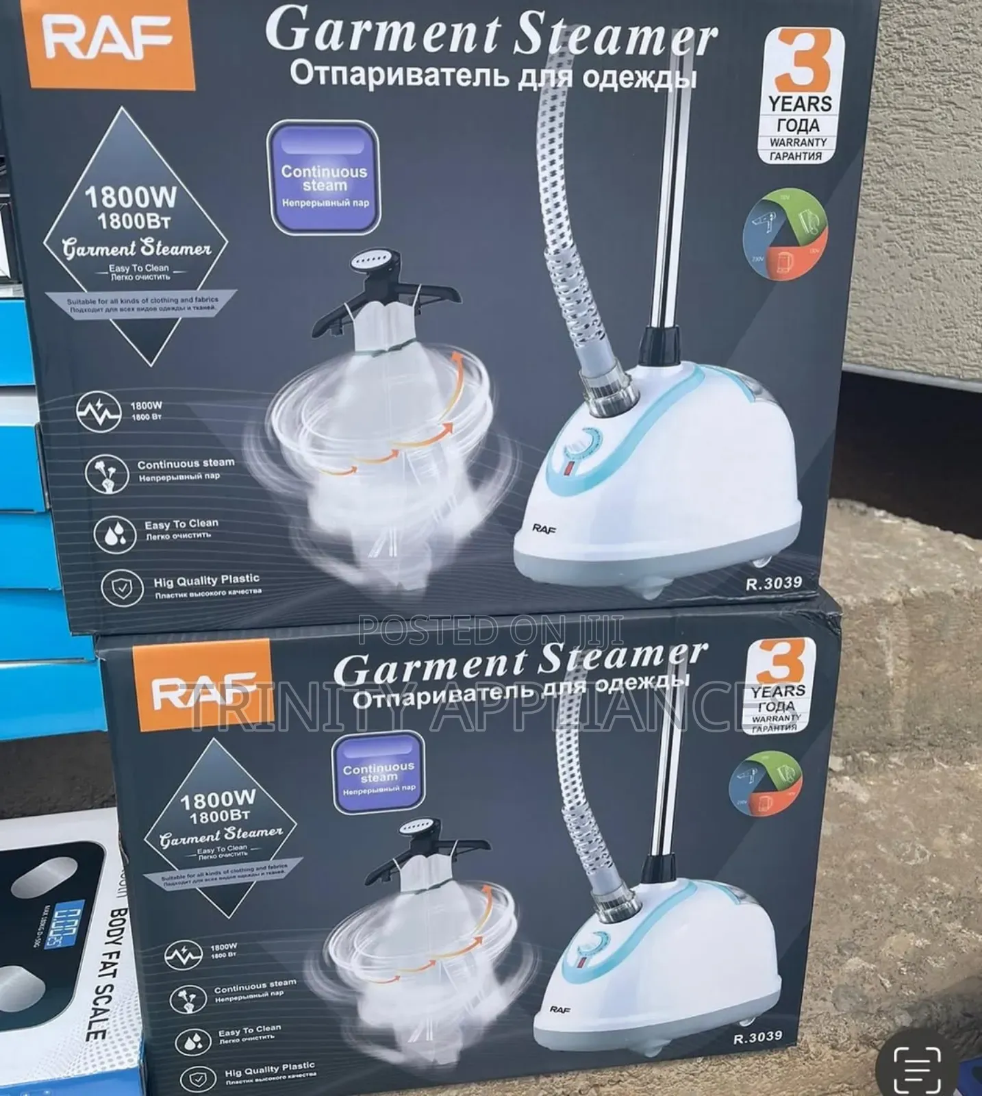 Raf Garment Steamer 1.3 Litres Water Tank R3039