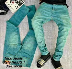 Stretcher Jeans Both Plain and Damage