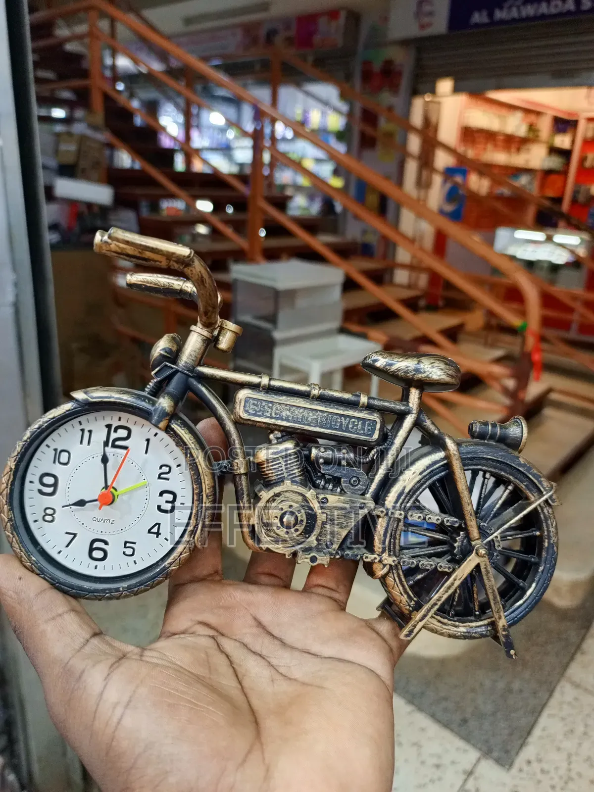 Vintage-Style Bicycle Alarm Clock.