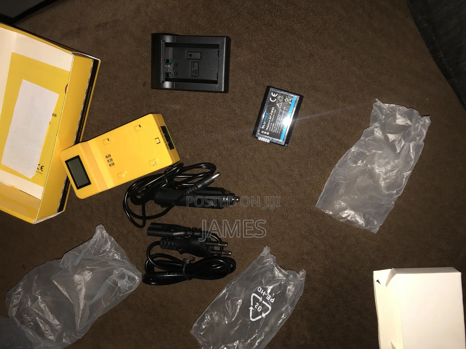 Camcorder Battery With Charger