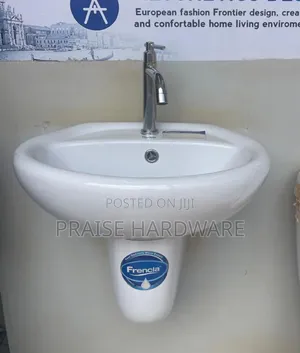 Short Wall Hug Hand Wash