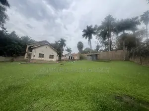 5bdrm House in Kololo, Central Division for sale