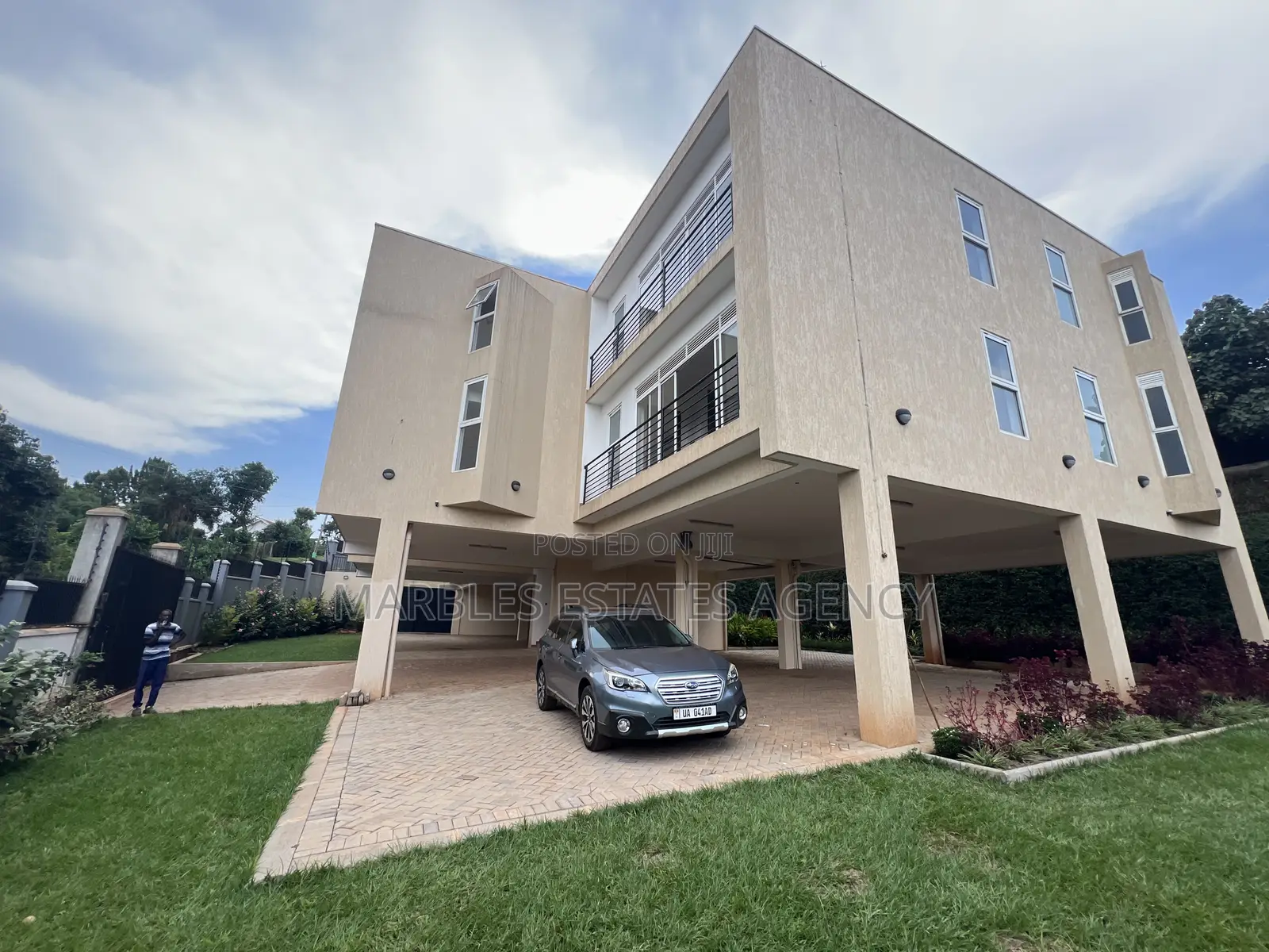 11bdrm Apartment in Mbuya, Central Division for rent
