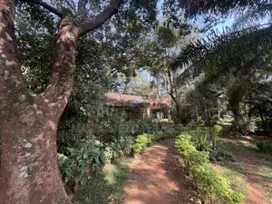 8bdrm House in Mbuya, Central Division for rent