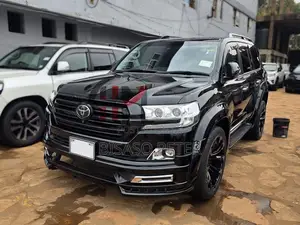 Toyota Land Cruiser 4.6 V8 ZX 2016 Black