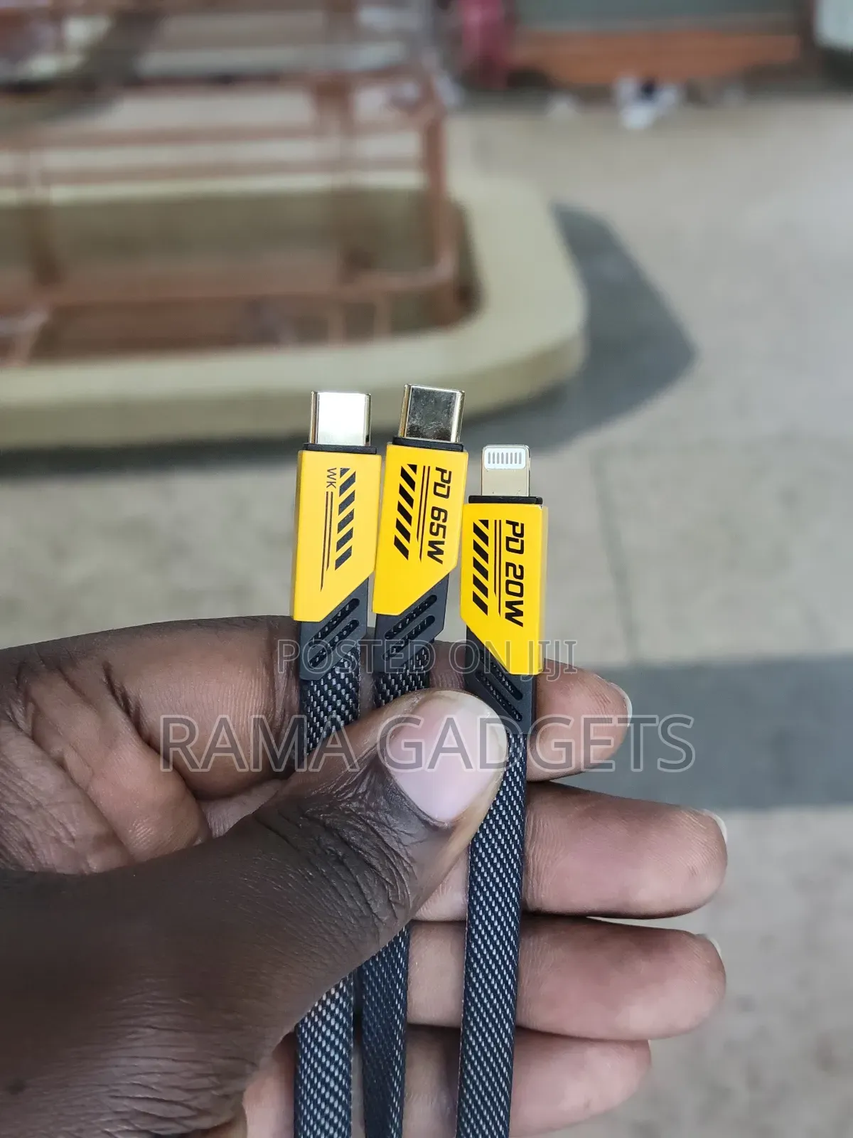 2 in 1 No 65w Type C to iPhone Fast Charging