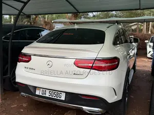 Mercedes-Benz GLE-Class 2017 White