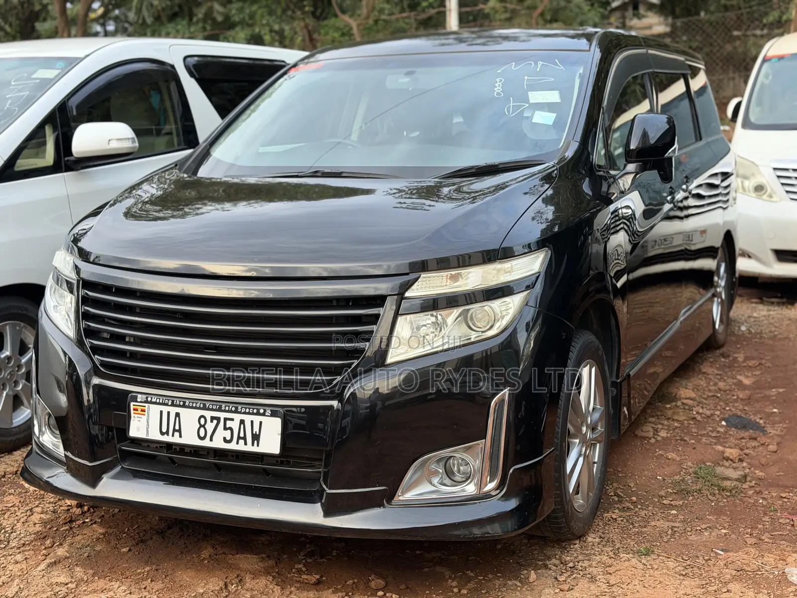 Nissan Elgrand 2013 Black
