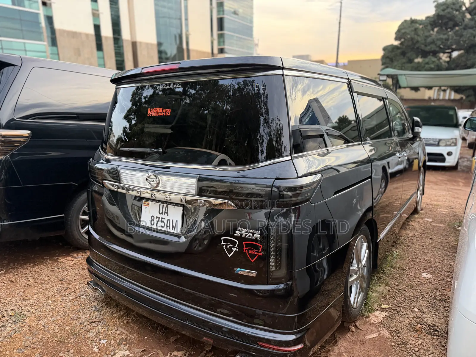 Nissan Elgrand 2013 Black