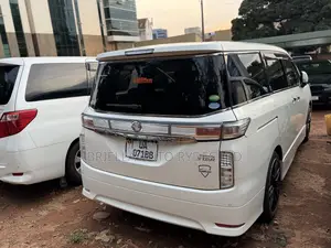 Nissan Elgrand 2013 White
