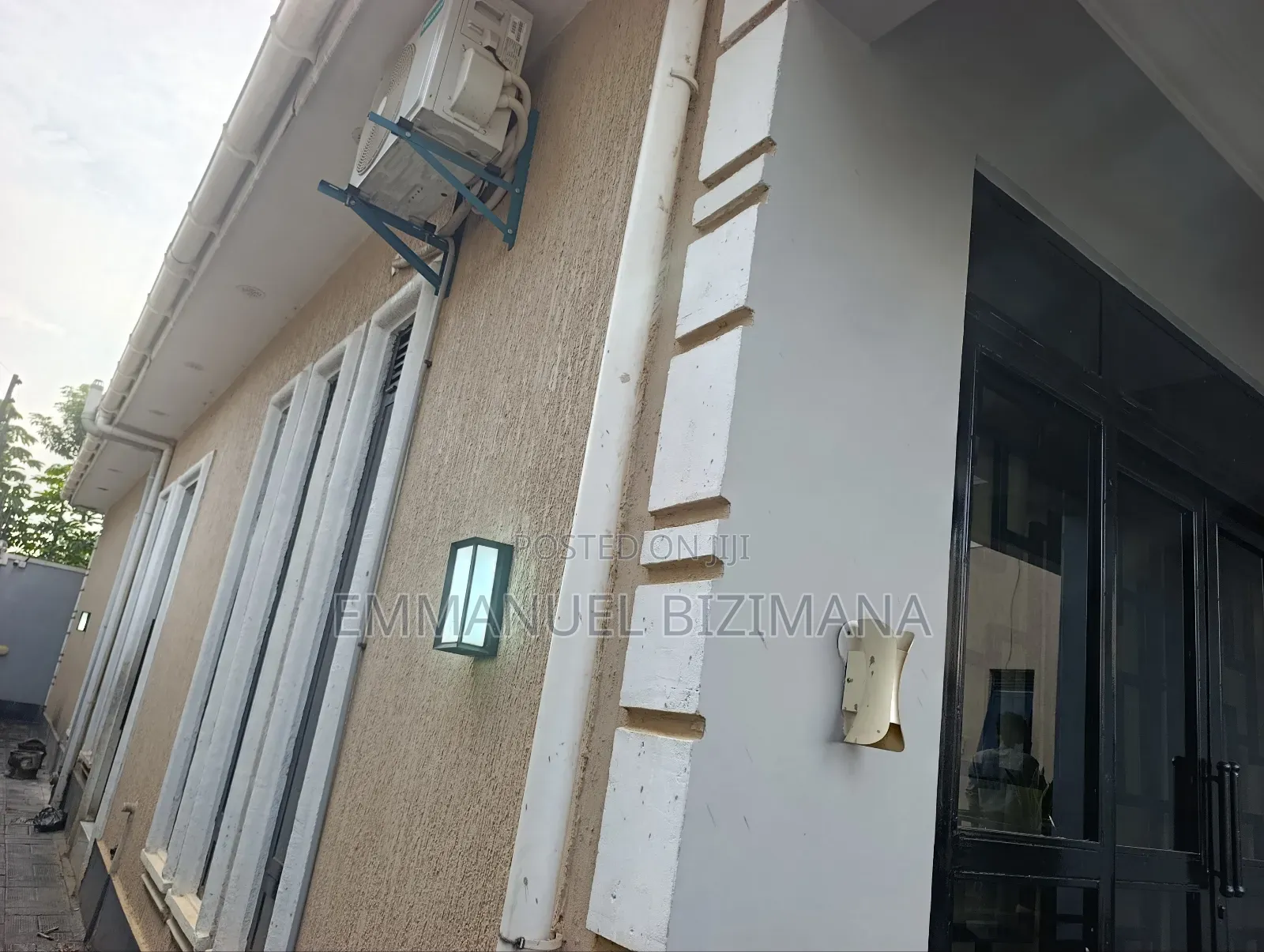 Furnished 3bdrm House in Wemac Properties, Central Division for sale