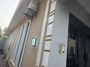 Furnished 3bdrm House in Wemac Properties, Central Division for sale