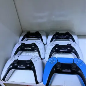 Used. Strong Ps5 Dualsense, Original, Great Condition, Genuine Product