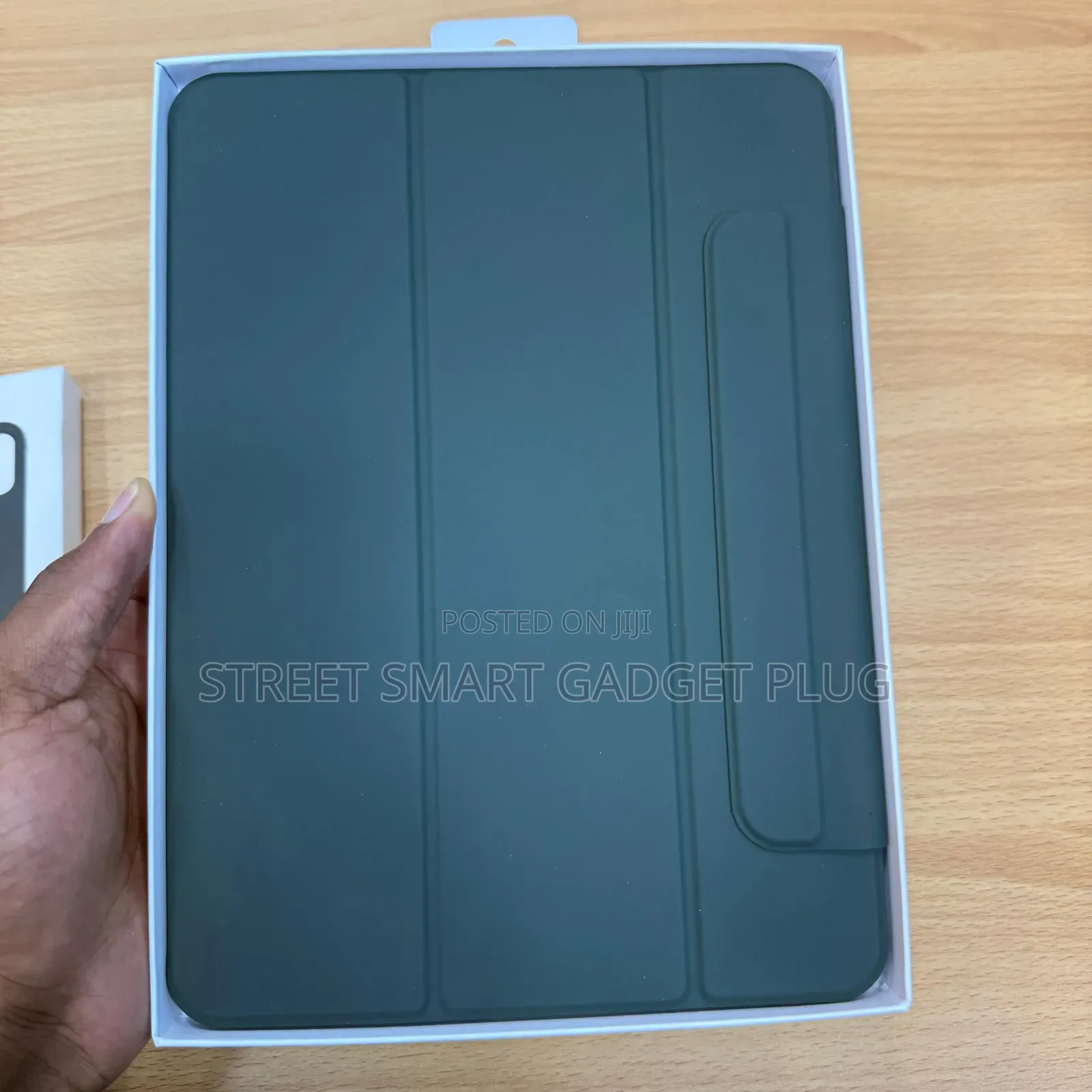 Hyphen Smart Folio Cases for iPad Air - iPad Pro M5 Series