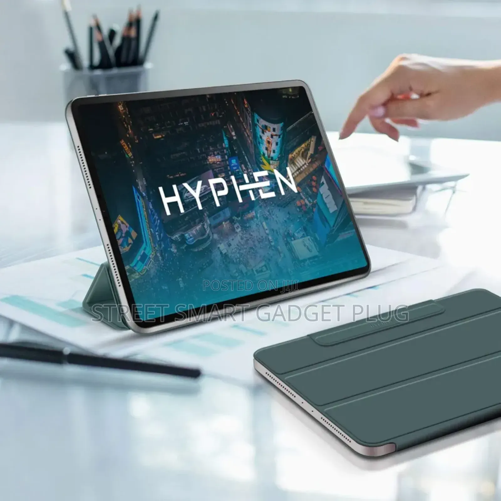 Hyphen Smart Folio Cases for iPad Air - iPad Pro M5 Series