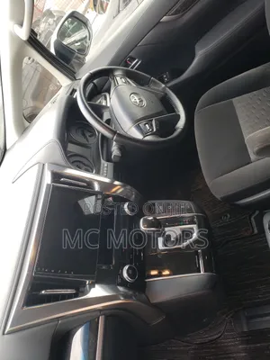 Toyota Alphard 2.5 Petrol AWD 2017 Black