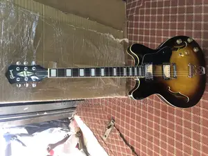 Gibson Guitar B