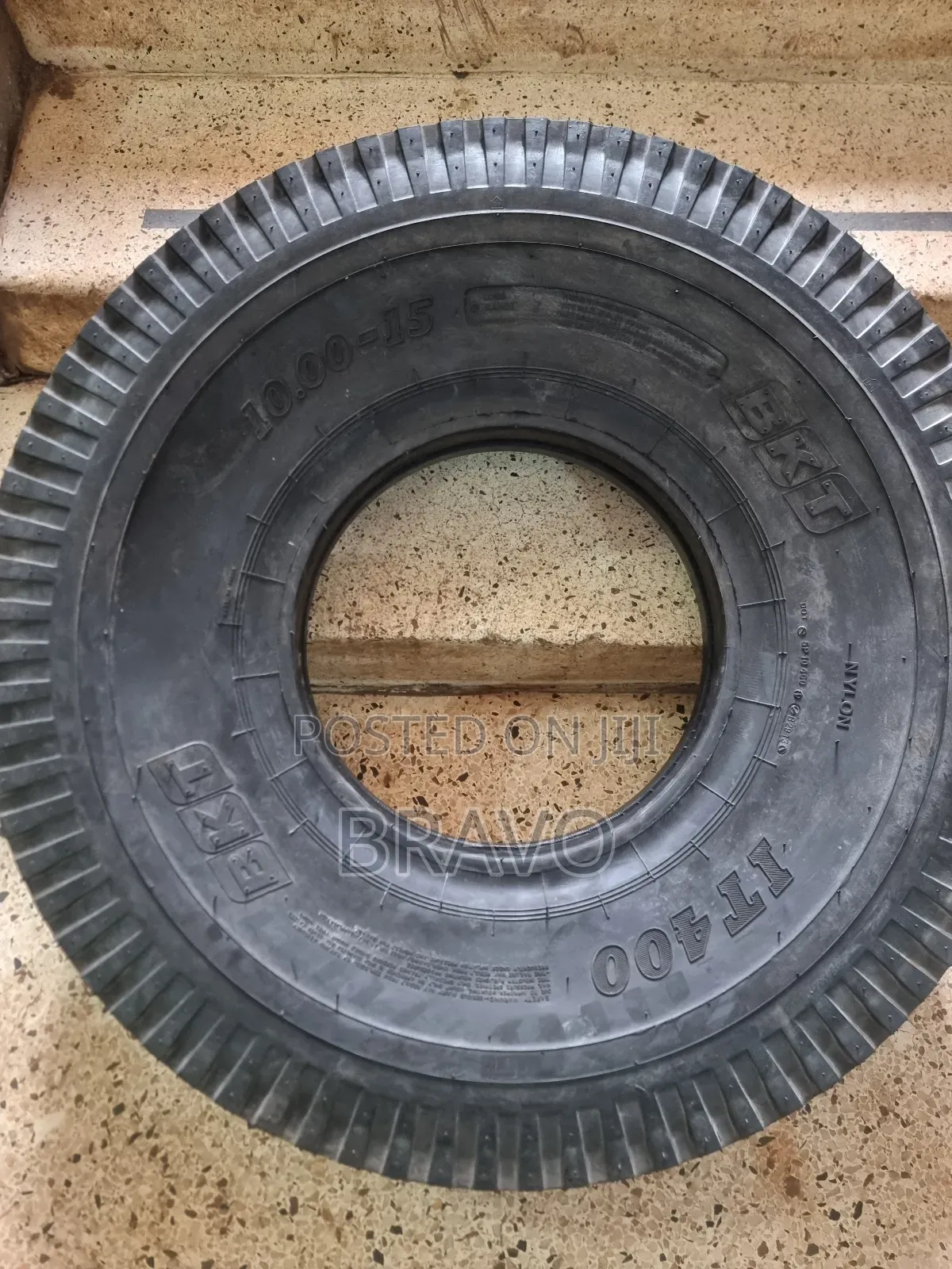 10.00- 15 Tyres for Robbed.