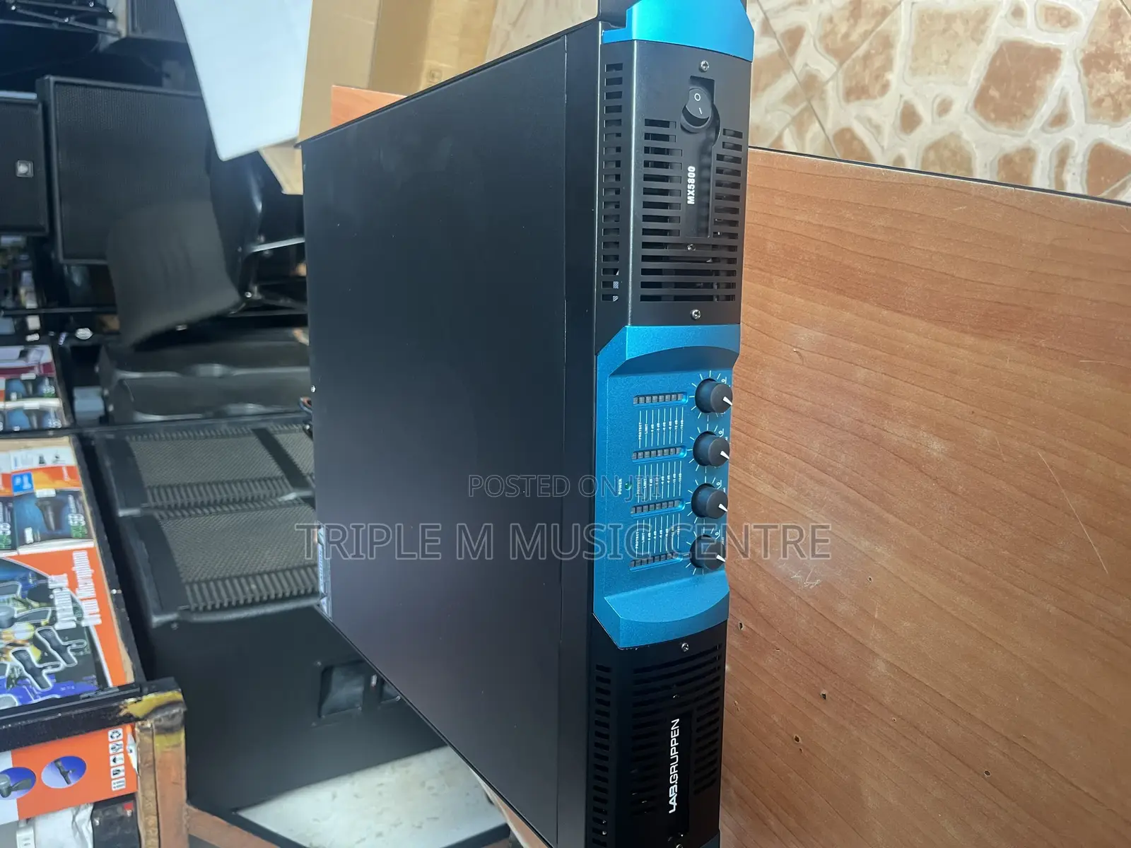 Ev Four Channel Power Amplifier