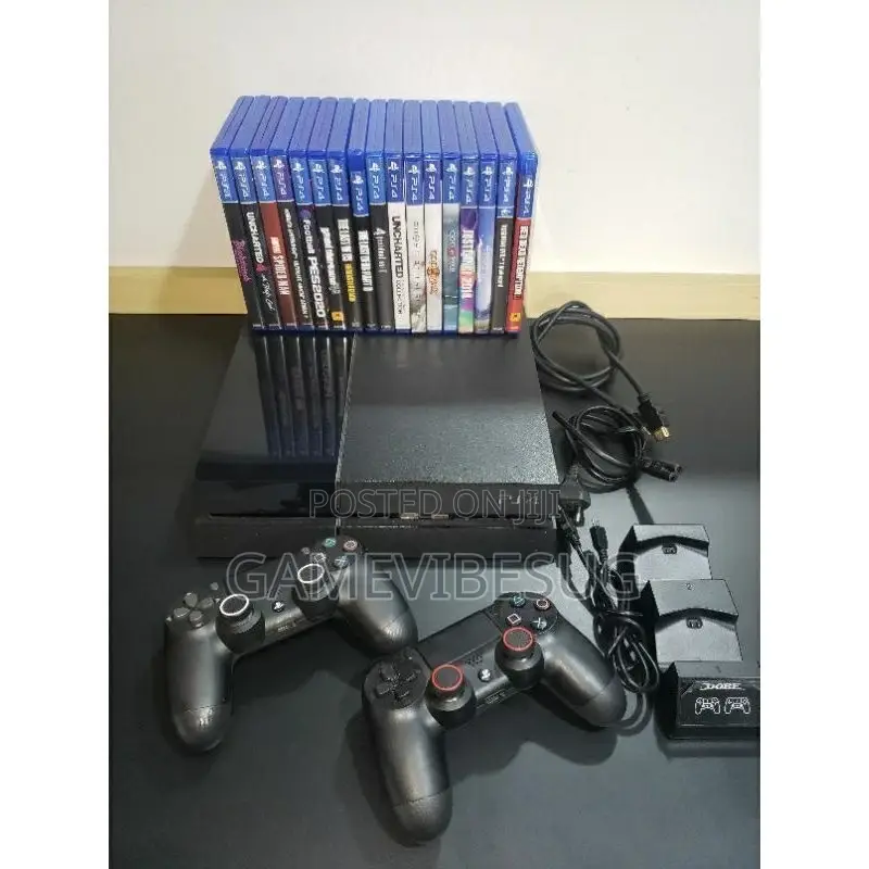 Ps4 Machine With Games CDS Plus 2 Pads