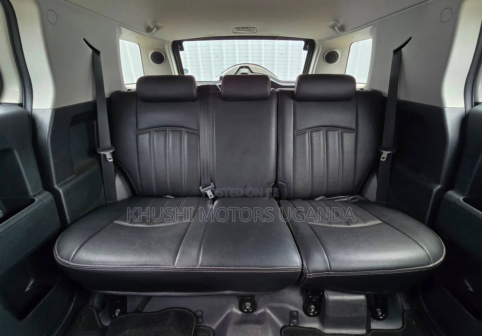 Toyota FJ Cruiser 4x4 Automatic 2012 White