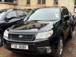 Subaru Forester 2010 Black