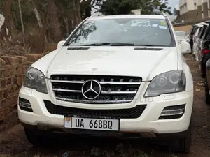 Mercedes-Benz M Class 2011 White