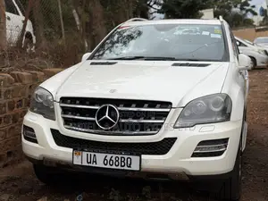 Mercedes-Benz M Class 2011 White