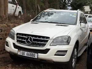 Mercedes-Benz M Class 2011 White