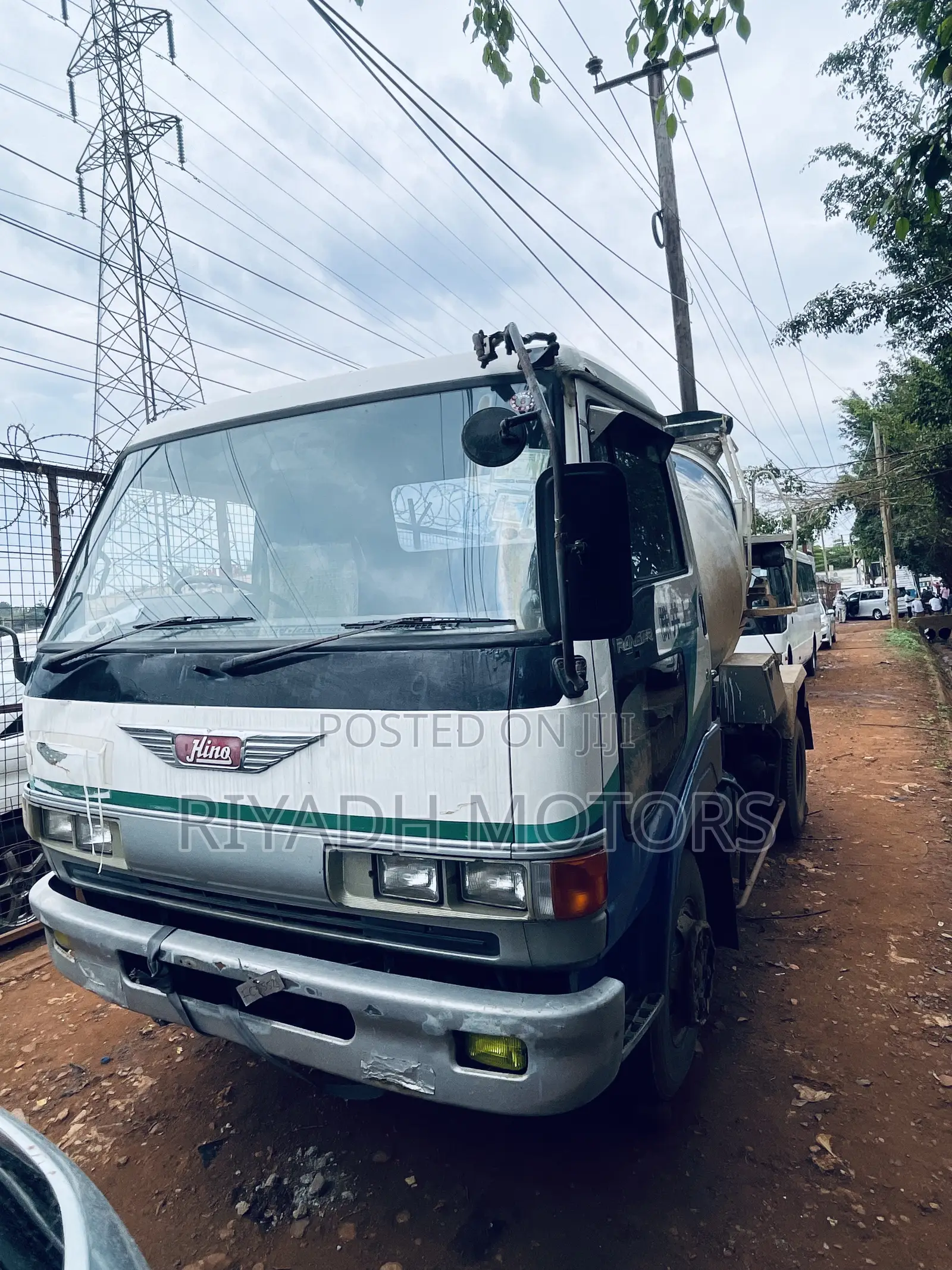 Hino Concrete Mixer