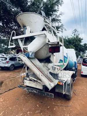 Hino Concrete Mixer