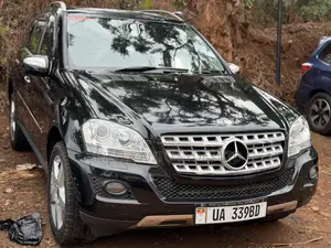 Mercedes-Benz M Class 2011 Black