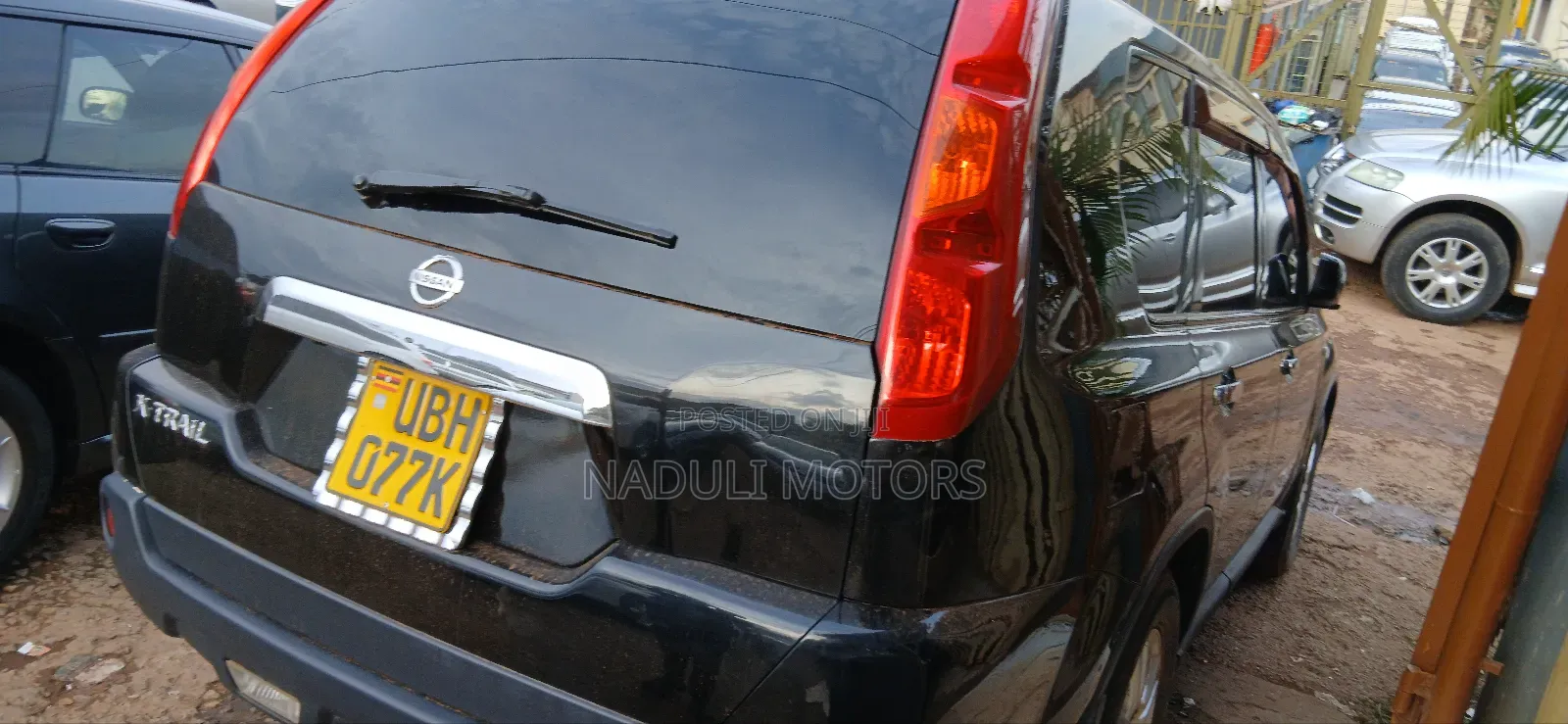 Nissan X-Trail 2010 Black