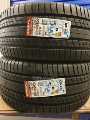 305/40r22 Roadx Tyres New .