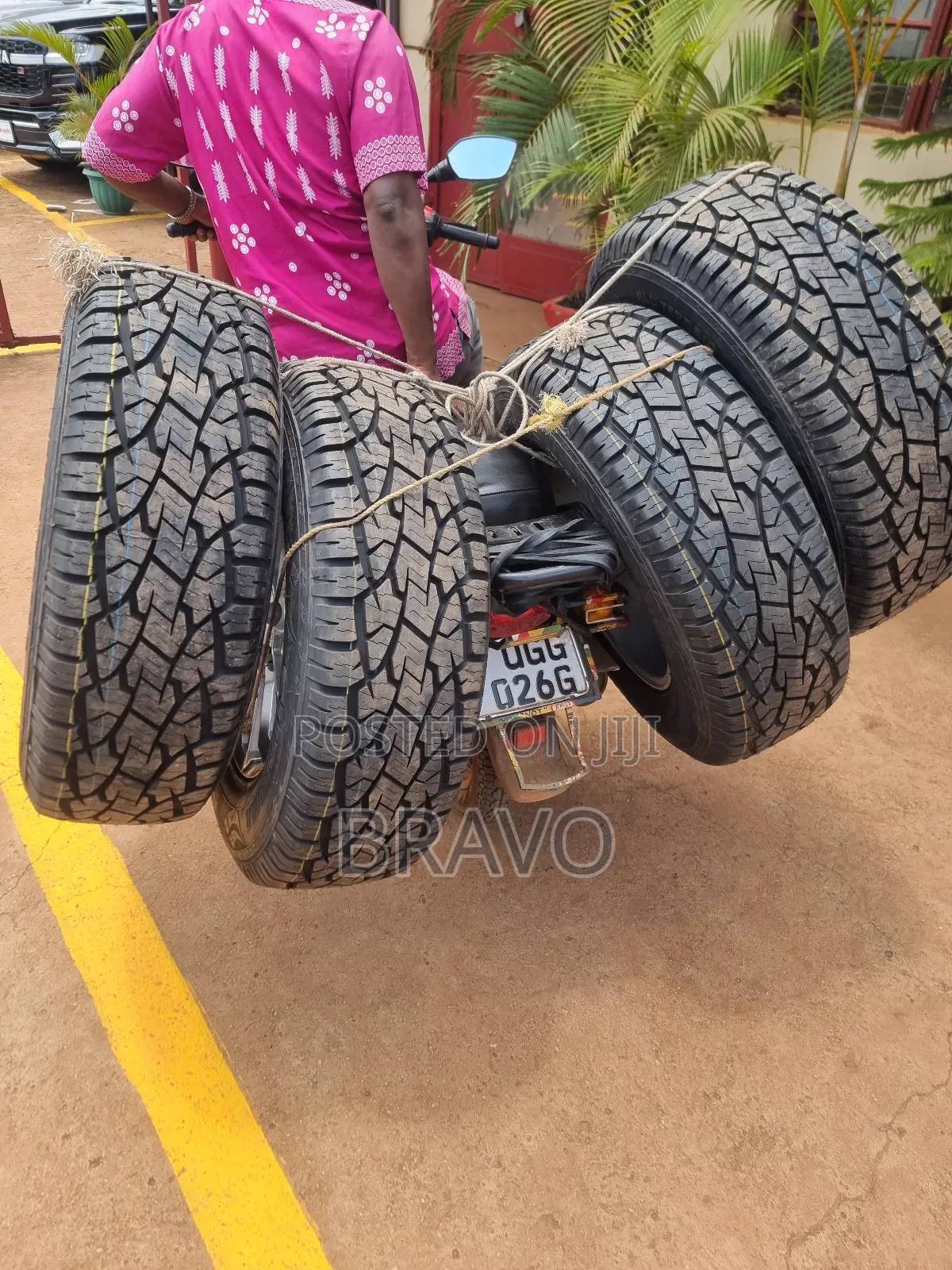 265/70r17 All Terrian Tyres for Land Cruiser Tx.