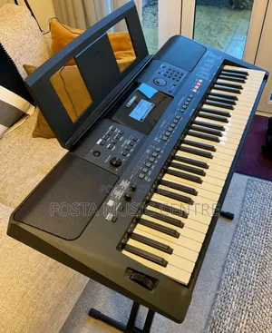 Yamaha PSR E463 Uk Version New in Box