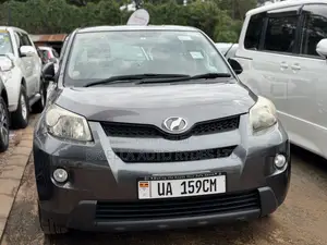 Toyota IST 2011 Gray