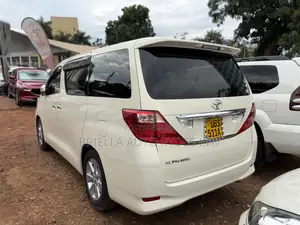 Toyota Alphard 2009