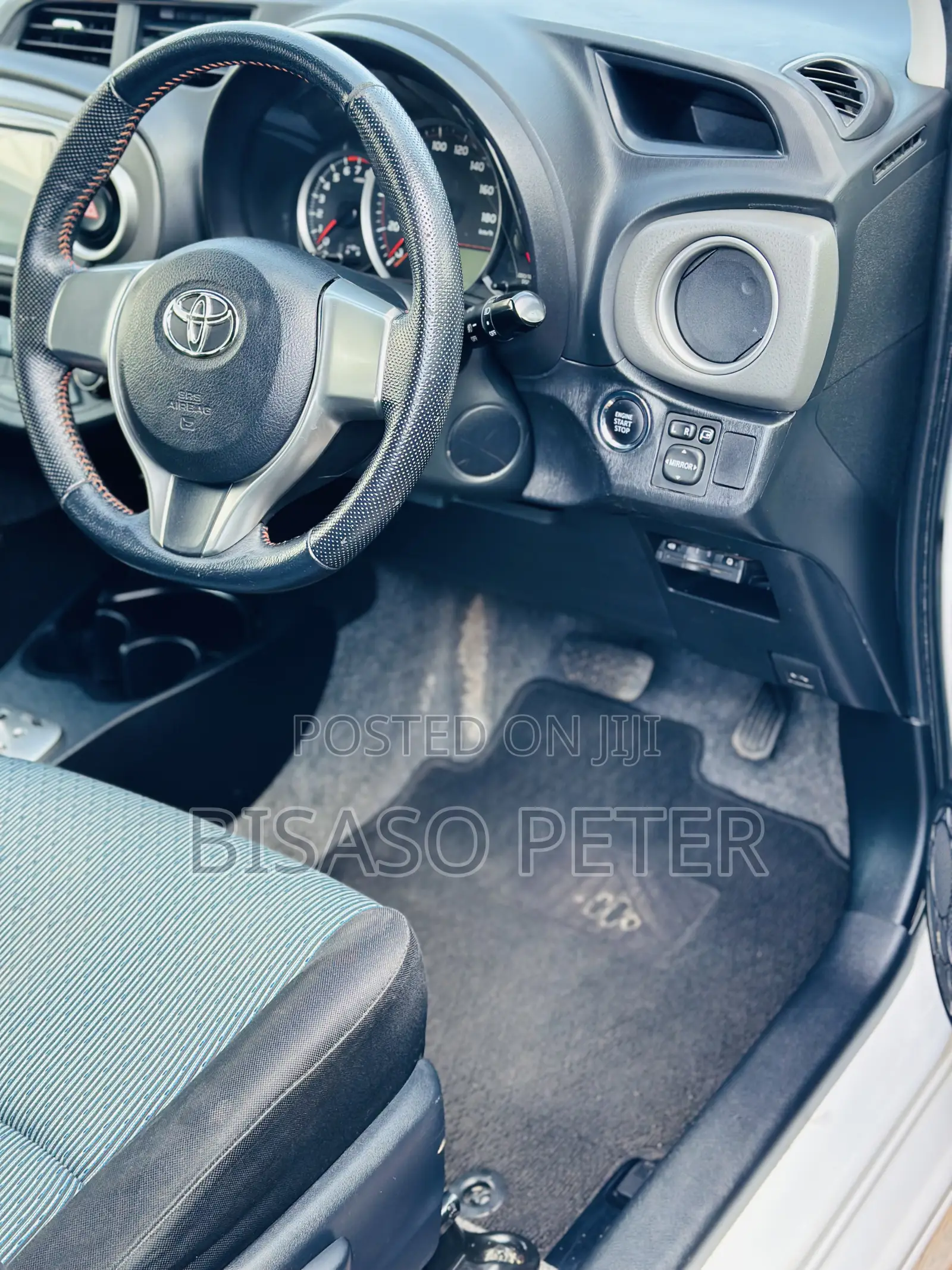 Toyota Vitz 1.5 FWD 5dr 2014 White