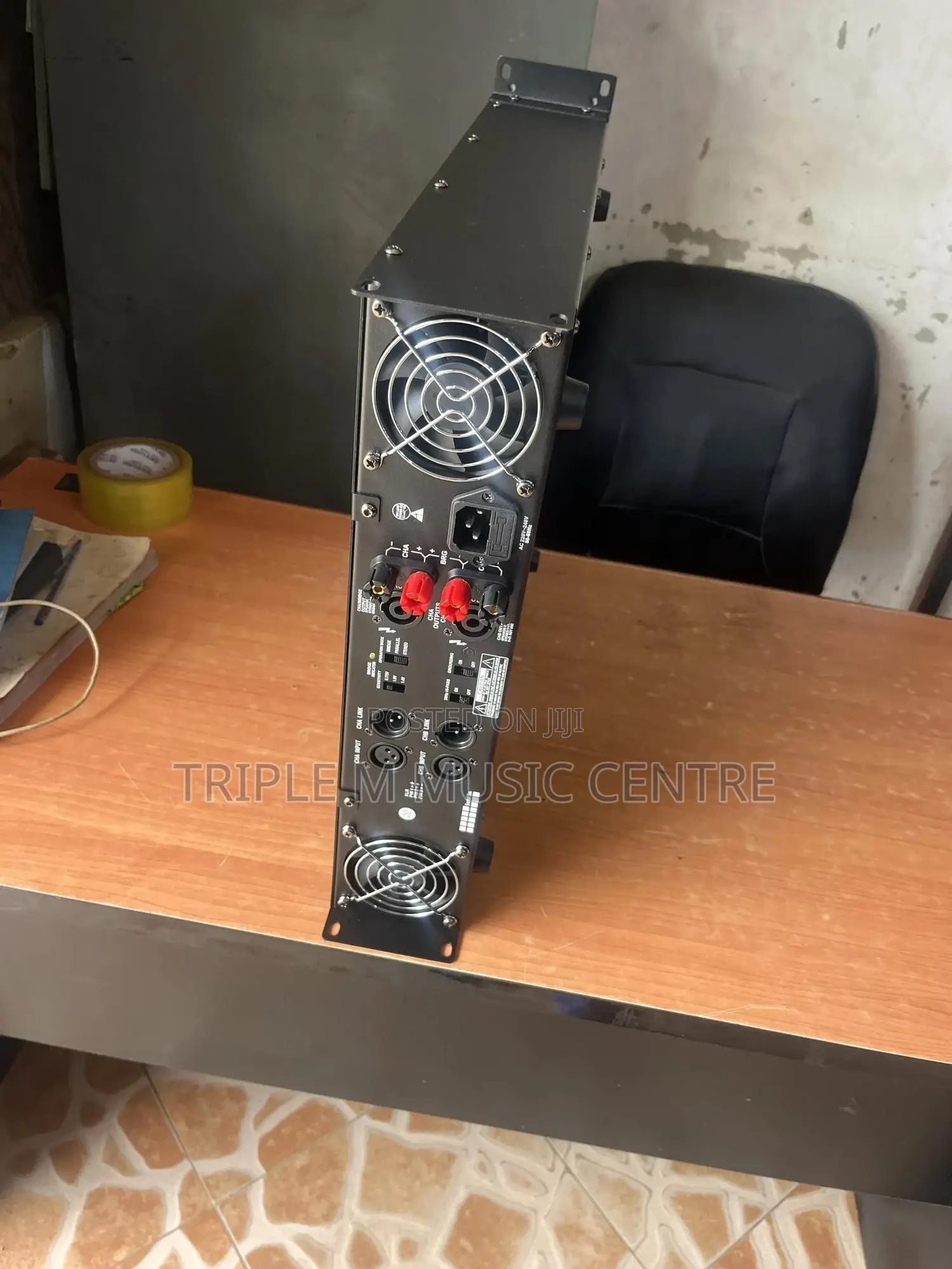 Martin Audio P-3400 Power Amplifier