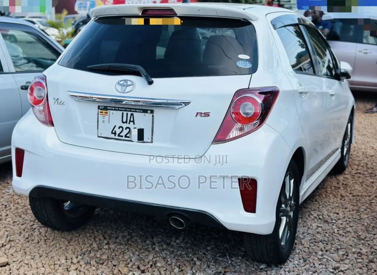 Toyota Vitz 1.5 FWD 5dr 2014 White